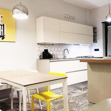 Bed&Coffee Napoli - Scarlatti Lägenhet Exteriör bild