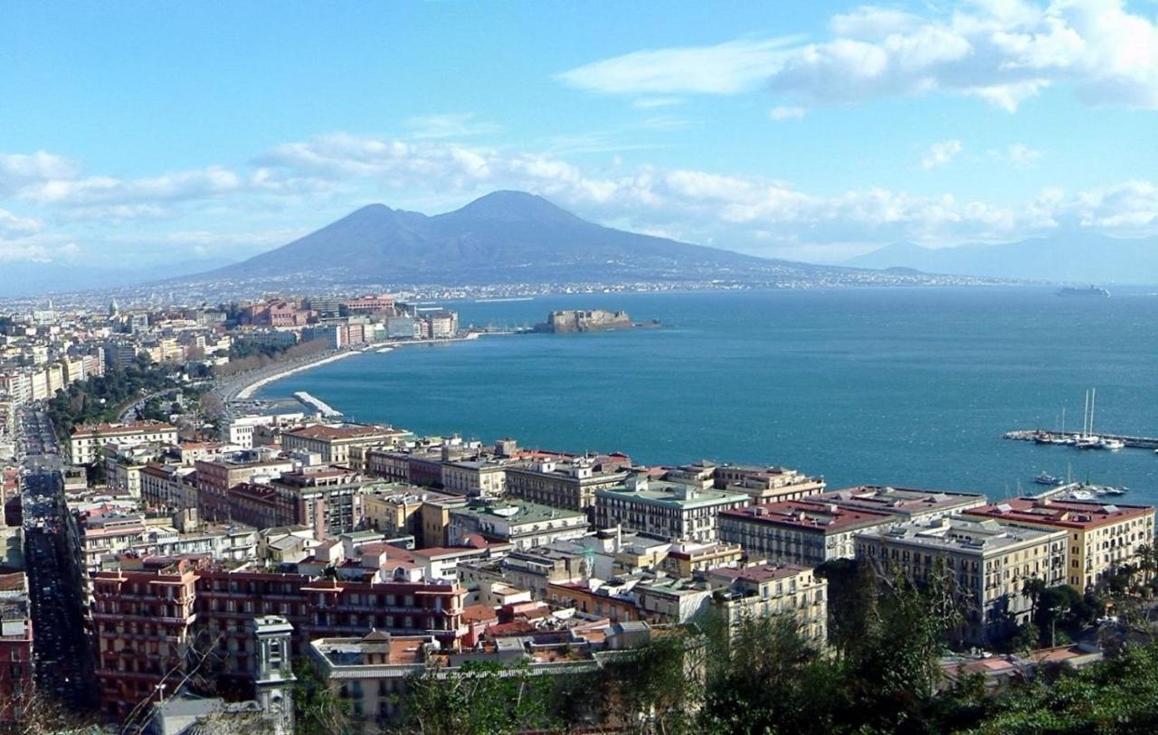 Bed&Coffee Napoli - Scarlatti Lägenhet Exteriör bild